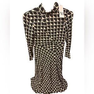 Zara Black and whiteGeometric long Dress brand new size XS